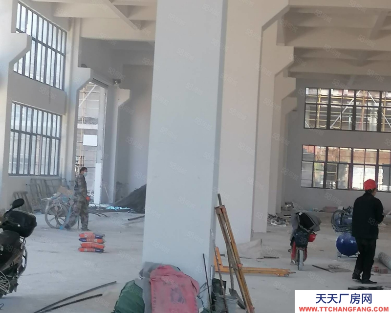 溫州龍灣(出售) 出售濱海標(biāo)準(zhǔn)廠房占地18畝，1至5層，建筑面積24000平