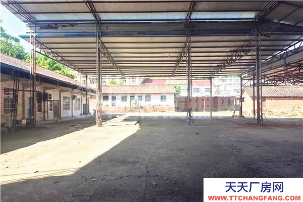 (出租) 漢中南鄭梁山村2500平廠庫房出租