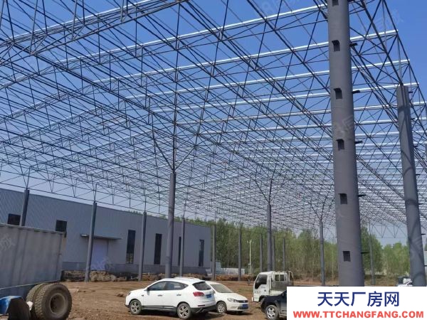 臨沂沂南兩萬平 高13米網架廠房 帶辦公配房整或分租