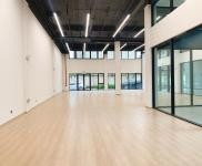 (出租) 長寧大型創意園內層高6米底樓 密室逃脫展廳傳媒設計直播行業等