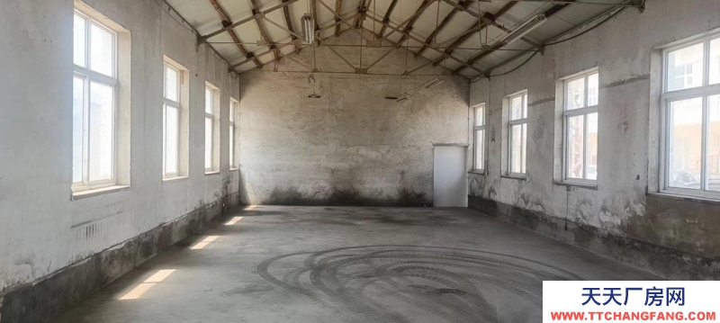 (出租) 大連旅順口整個廠房面積過大，將其中一半出租，有意聯系我