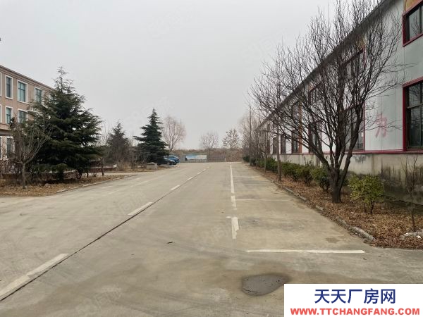 泰安岱岳區(qū)天平手續(xù)齊全隨時看房隨時過戶獨院廠房汽配城38畝地工業(yè)