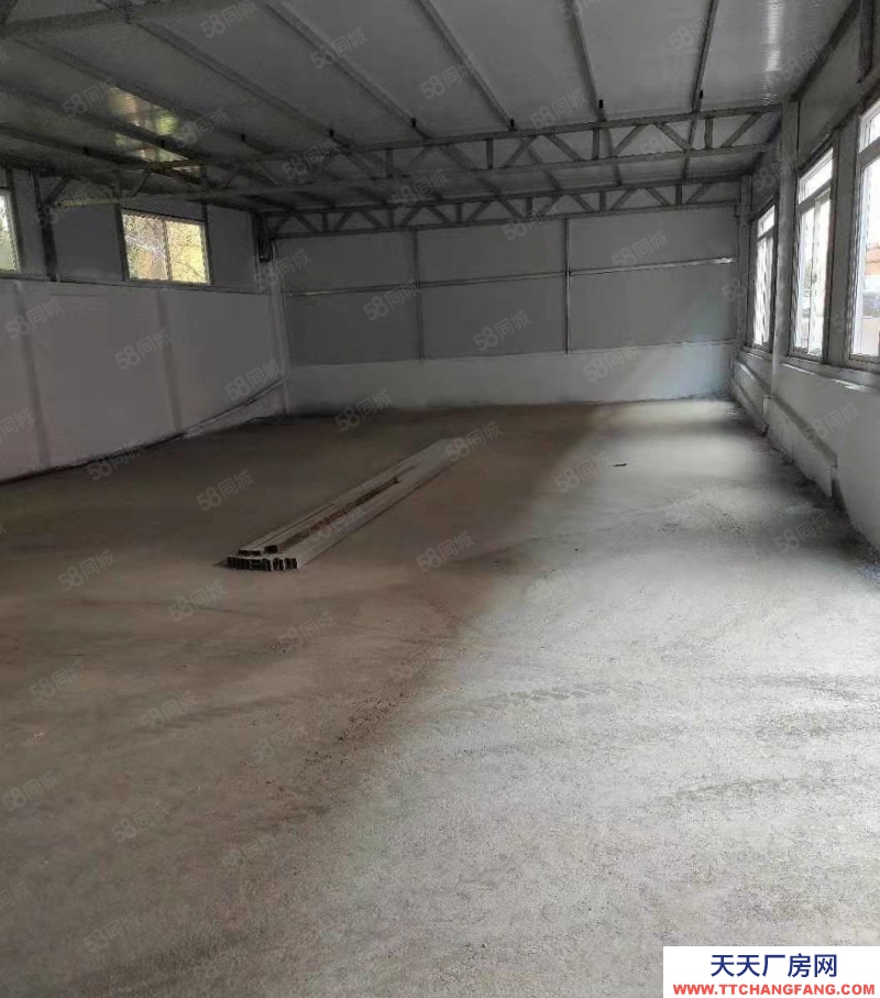 (出租) 大連甘井子標準廠房出租，手續齊全 有行吊，可整租，可分租