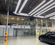 (出租) 閔行莘莊單層廠房2300平 可噴漆 汽車美容 4s展廳 汽車維修