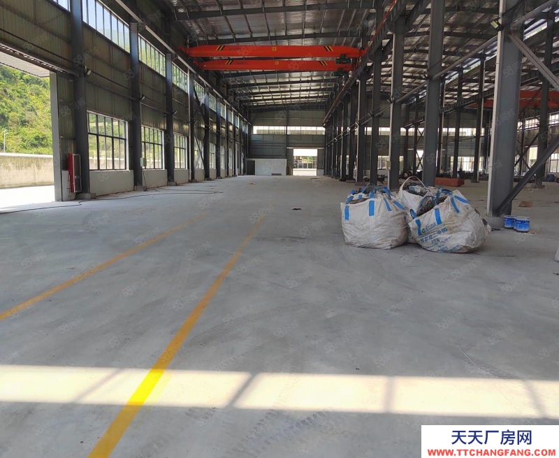溫州泰順(出售) 出售泰順占地33畝，建筑面積11000平，層高12米重工廠房