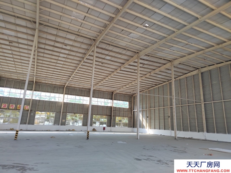 成都食品廠房出租，最小分租2400平，標(biāo)準(zhǔn)廠房。