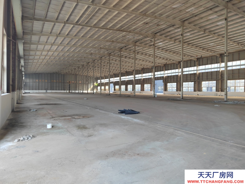 成都食品廠房出租，最小分租2400平，標(biāo)準(zhǔn)廠房。