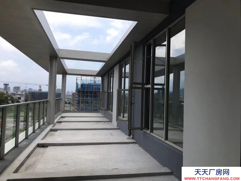 桐廬獨棟雙拼工業廠房準現房年底交付