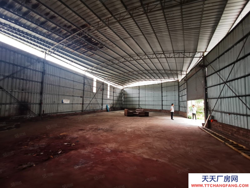 (出租) 廣東韶關(guān)武江廠房出租 400方 路邊適合倉(cāng)庫(kù)門窗 通大車