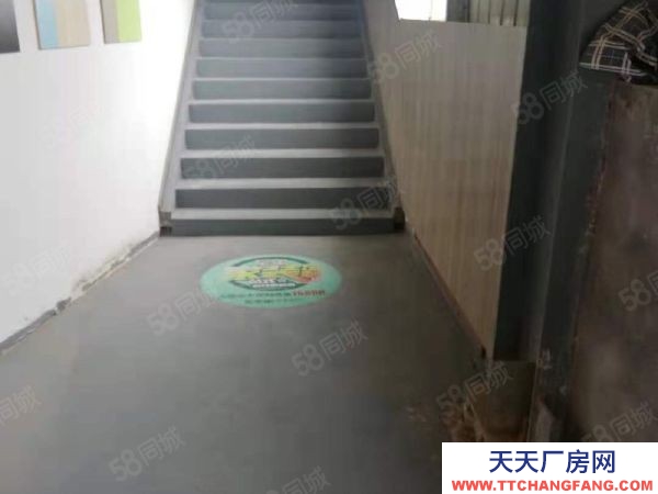 岳陽市岳陽樓區 南湖新區趕山路雙塘村附近臨近路邊廠房倉庫可整租分租配套齊