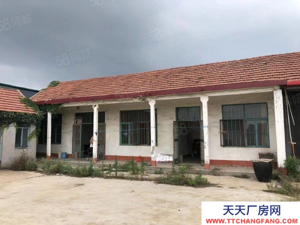 日照嵐山急售35萬，嵐山區(qū)碑郭鎮(zhèn)二朱曹村大院，大車出入方便