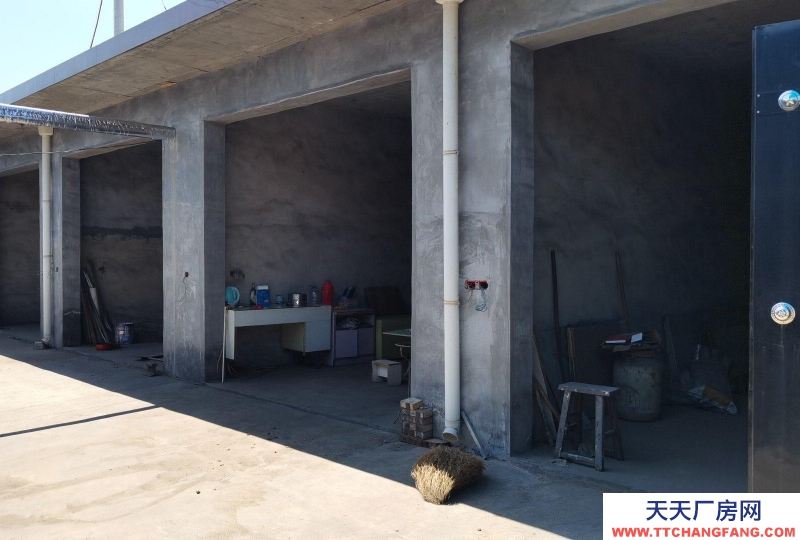 (出租) 有住宿有庫房有衛(wèi)生間有廚房，居家辦公辦廠作庫房都可以