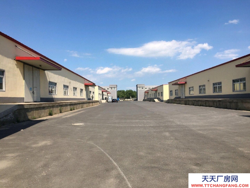 (出租) 盤錦雙臺子區(qū)華錦集團2號門路南1500㎡庫房