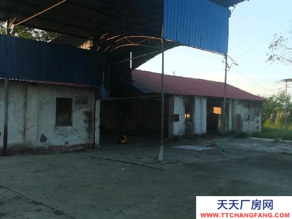 岳陽(yáng)市岳臨湘區(qū) 兩臺(tái)200的變壓器。水電通。附近人工便宜。工人多