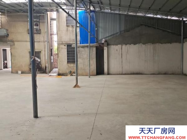 岳陽(yáng)市岳臨湘區(qū) 前院200平方 一樓130 后院350 還有3間平頂房