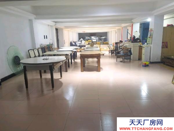 岳陽市岳華容區 已裝修燈光賣場，廠房，可做倉庫