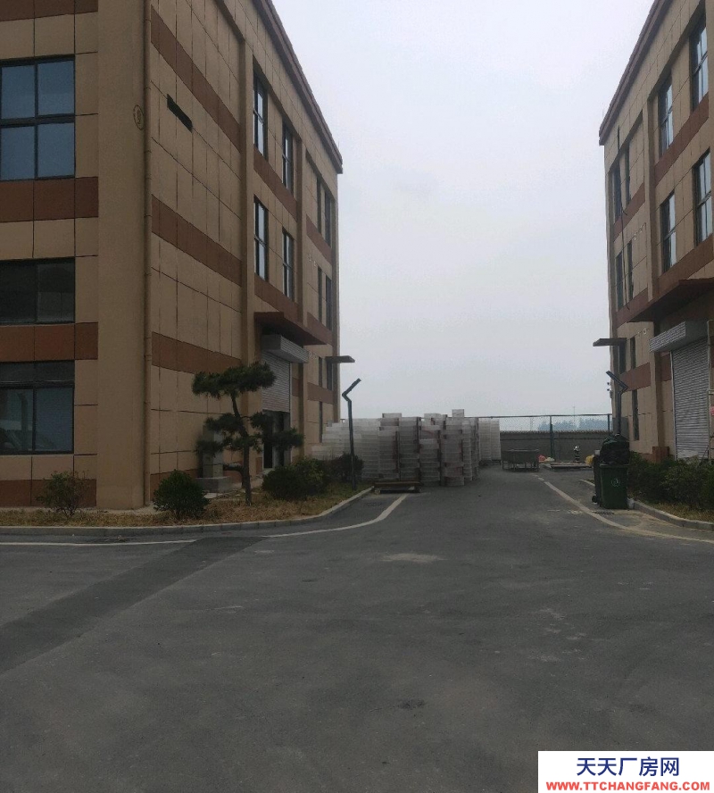 菏澤牡丹廠房共三層帶產(chǎn)權(quán)，可分割，可按揭