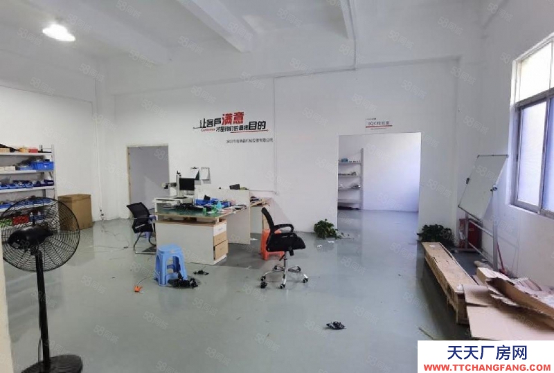 (出租) 深圳龍華觀瀾庫(kù)坑獨(dú)院一樓廠房精裝修800平方低價(jià)出租