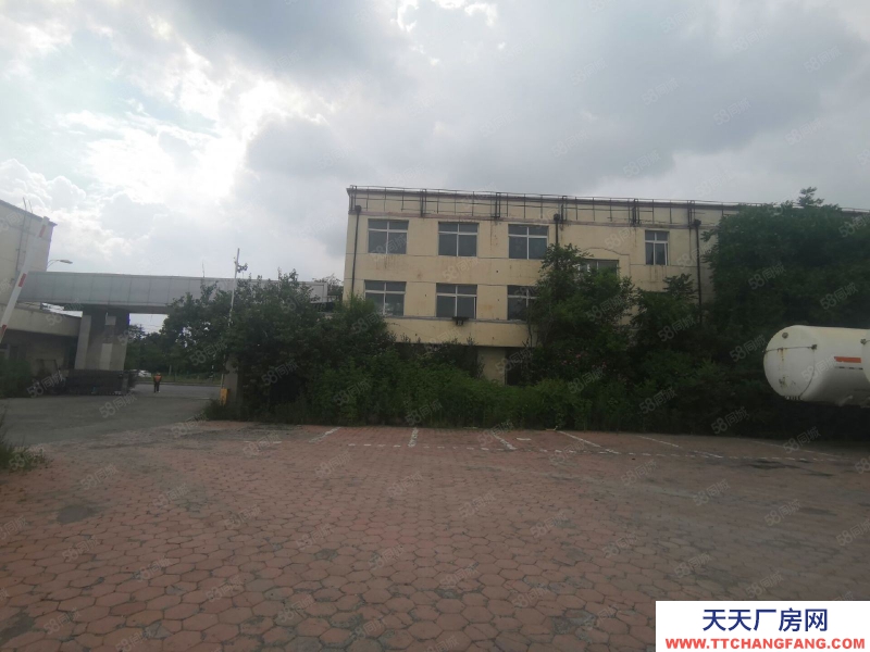 (出租) 鞍山立山區(qū)可分租（房主直租）立山 勝利北路 北出口 廠房 辦公樓 出租