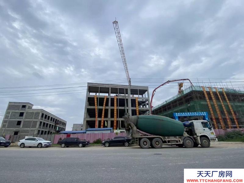 (出租) 鞍山海城市西柳宏基工業(yè)園新建標(biāo)準(zhǔn)廠房出，獨(dú)門獨(dú)院，。