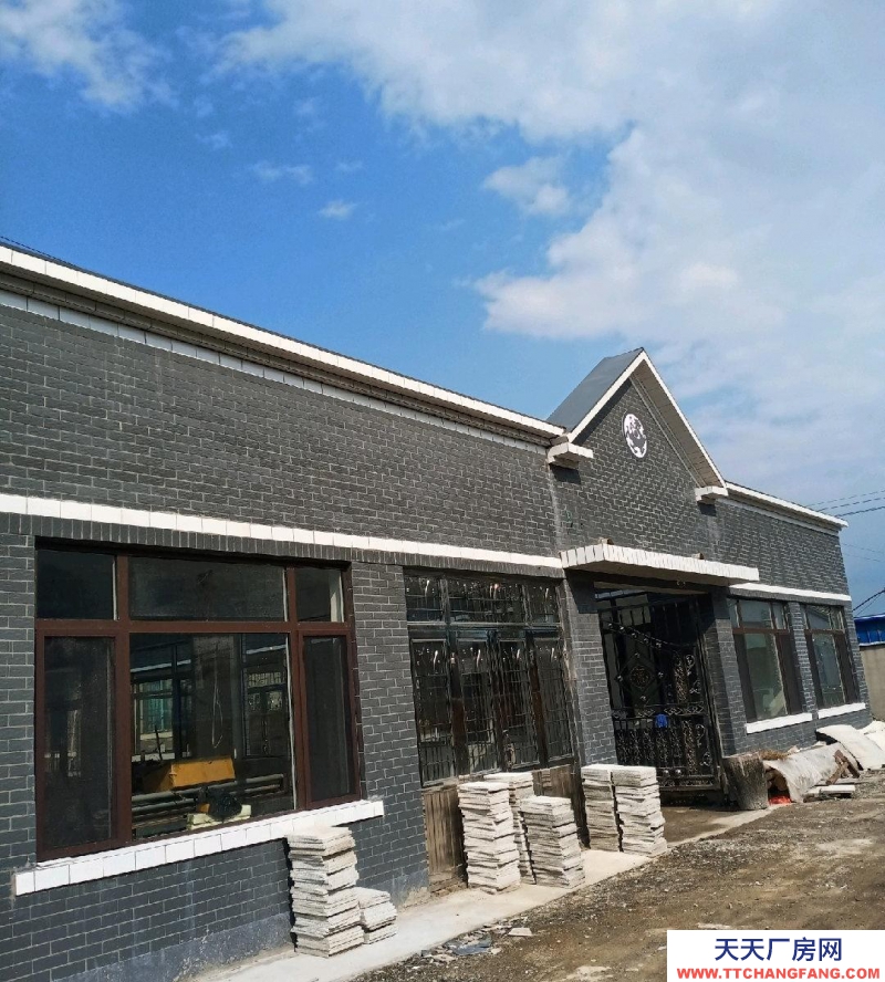 (出租)鞍山 海城高鐵西站路口小榆村有600平廠房出租