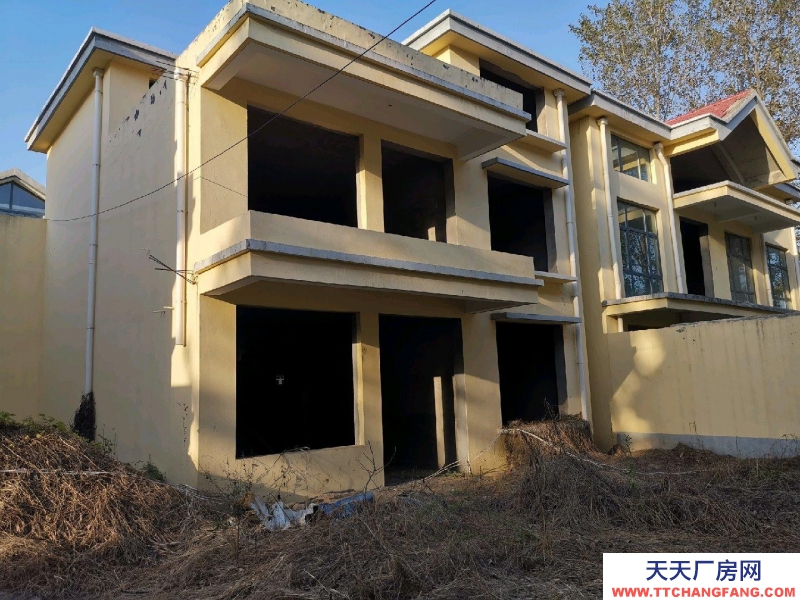 菏澤鄆城可租可售，主體建筑面積280平方，不含院子和配房。