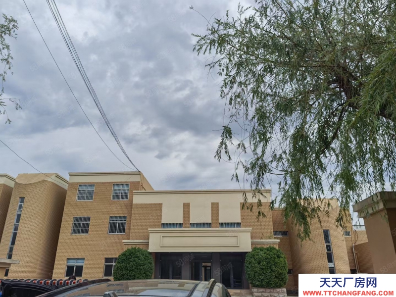 濱州濱城出租，辦公樓建筑面積3700平，場地35畝地，水電暖齊全，