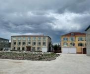 (出租) 廠房高度9米，占地面積10000平方米。