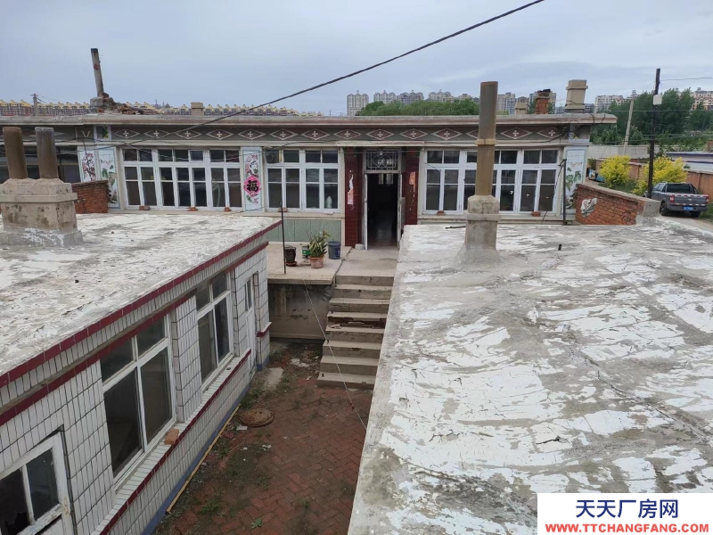 (出售)錦州凌海市新莊子鎮曹家村焦家屯房屋和廠房大院