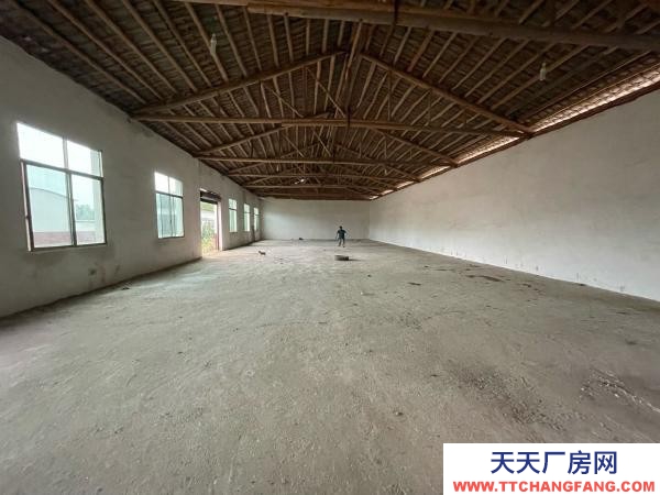 岳陽(yáng)市平江區(qū) 建筑面積4000平方米2間車(chē)間面積1300