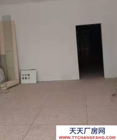 岳陽市君山區(qū) 是兩個(gè)門面！可做倉庫人可做生意