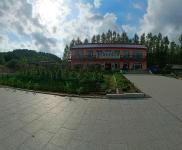 (出租) 住房400平；3000平土地；倉庫；涼亭；菜地；水電煤