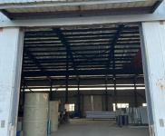 (出租) 四平鐵西高8米，長66米，寬30米。租金有意者面談。