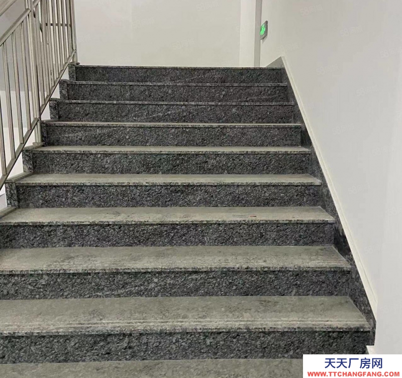 (出售) 汕頭市達濠區(qū)南沙灣廠房 一整棟一至七層 26000平左右