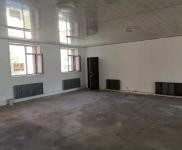 (出租)公主嶺 東立交橋南頭交通便利獨棟二樓出租