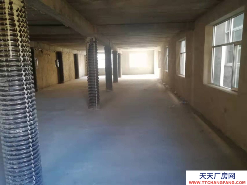 西寧位于寧互西路，距離城東區韻家口6公里