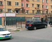 (出租)龍山 車庫可做門市可售也可租。