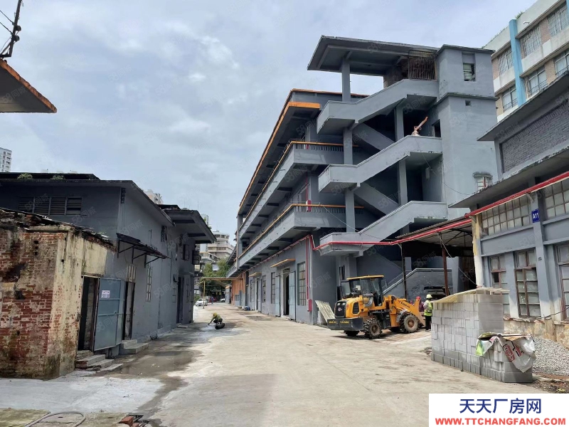 (出租) 蓬江區江會路，帶航吊，帶噴淋消防，23000平方簡廠