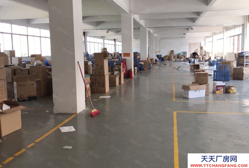 (出租) 江門高新區員工服務中心三樓1550方，租9塊，帶豪華辦公室