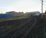 (出租)長嶺 院內1000多平房子300多平路況好