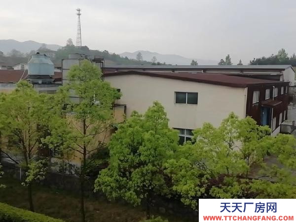 懷化市中方區(qū)  位于中方下坪鄉(xiāng)下坪村工業(yè)區(qū)工業(yè)出讓廠房土地出售，兩證齊全