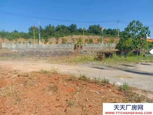 永州市冷水灘區倉庫出租 在永州大道主路，辦公房屋4間,簡易廠房一棟,。水電齊全。