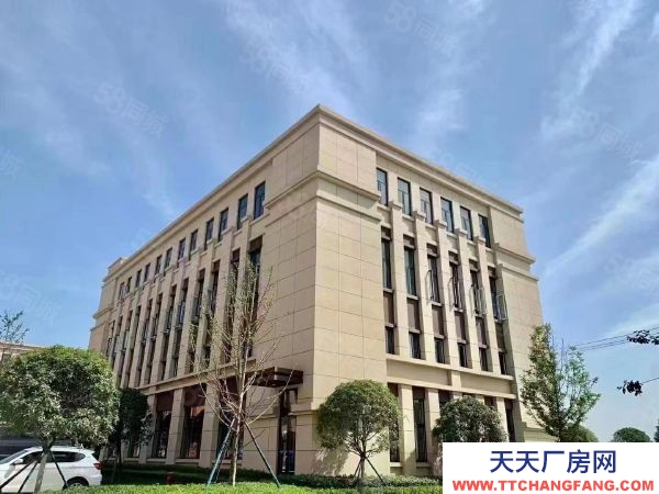 緊鄰青白江，50年產權，高速旁，可租可售，價格實惠！