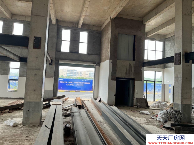 (出售) 有機場有港口，近高鐵，高速口邊的獨立產權房出售