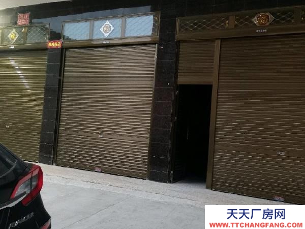 永州市祁陽區(qū)物資倉庫 房子位置于荷塘二小區(qū)隔壁，兩邊都可通車