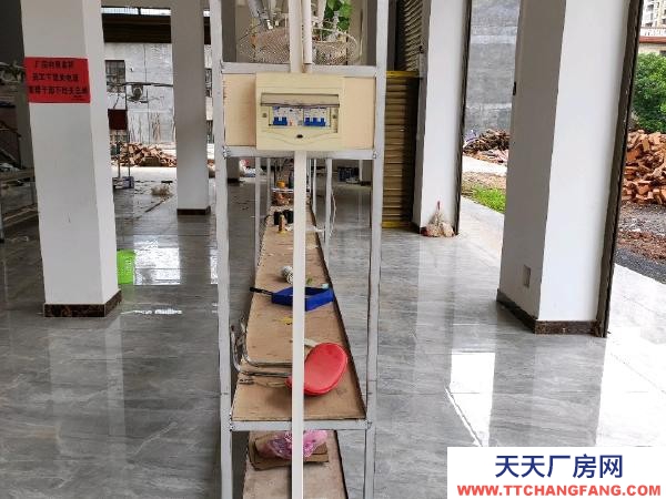 永州市寧遠(yuǎn)機(jī)加工廠房 適合辦廠，流水線，線路都是現(xiàn)成的，