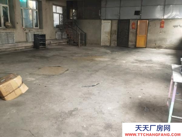 道里可做庫房，小型加工廠，有上下水，動力電。