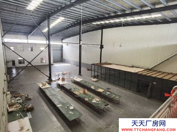 婁底市婁星腌臘肉制品廠房  婁底經(jīng)工區(qū)單層標(biāo)準(zhǔn)廠房出售1000平（3證全無糾紛）中介勿擾