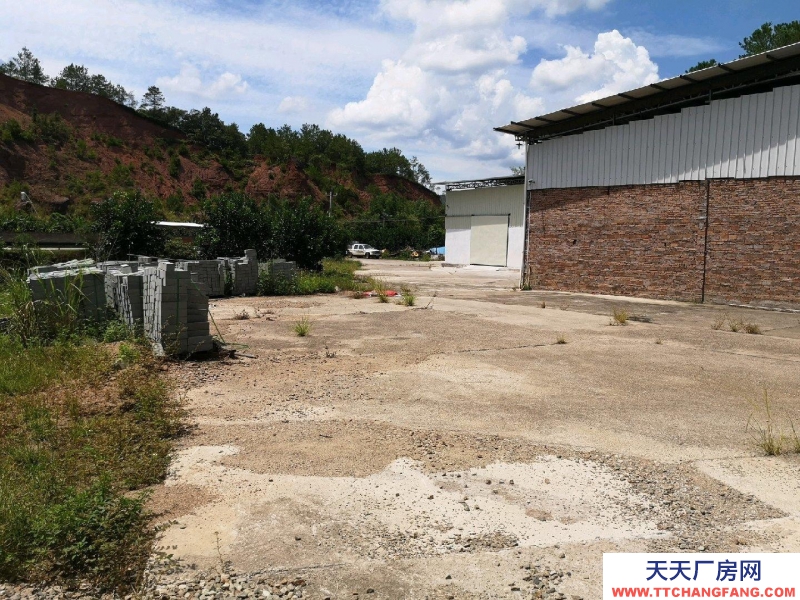 (出租) 梅州梅縣室內(nèi)1000平，室外2000平，層高6米可設(shè)備機(jī)電倉庫