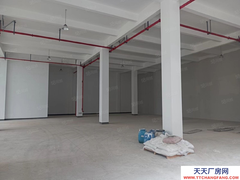 金華市婺城(出售) 現房，現房三層半帶露臺，價格便宜 買了就能搬進去。余量不多